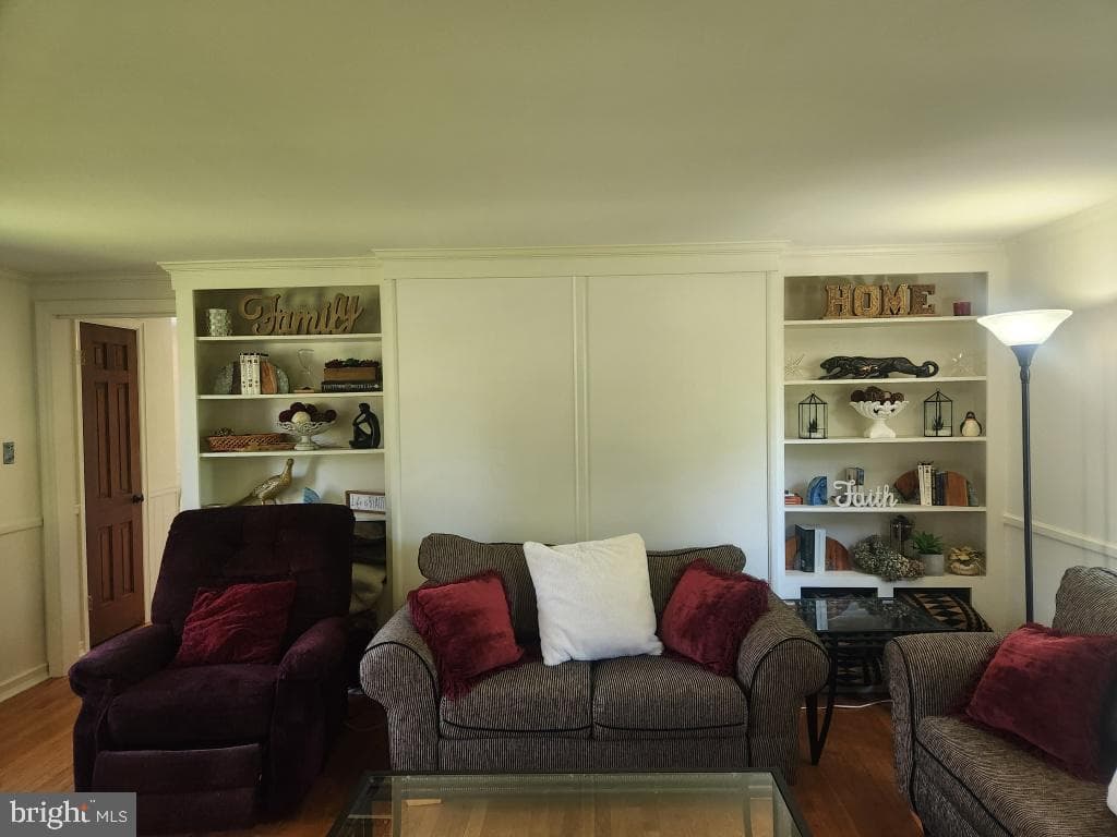 2132 Lyndell Drive photo 22