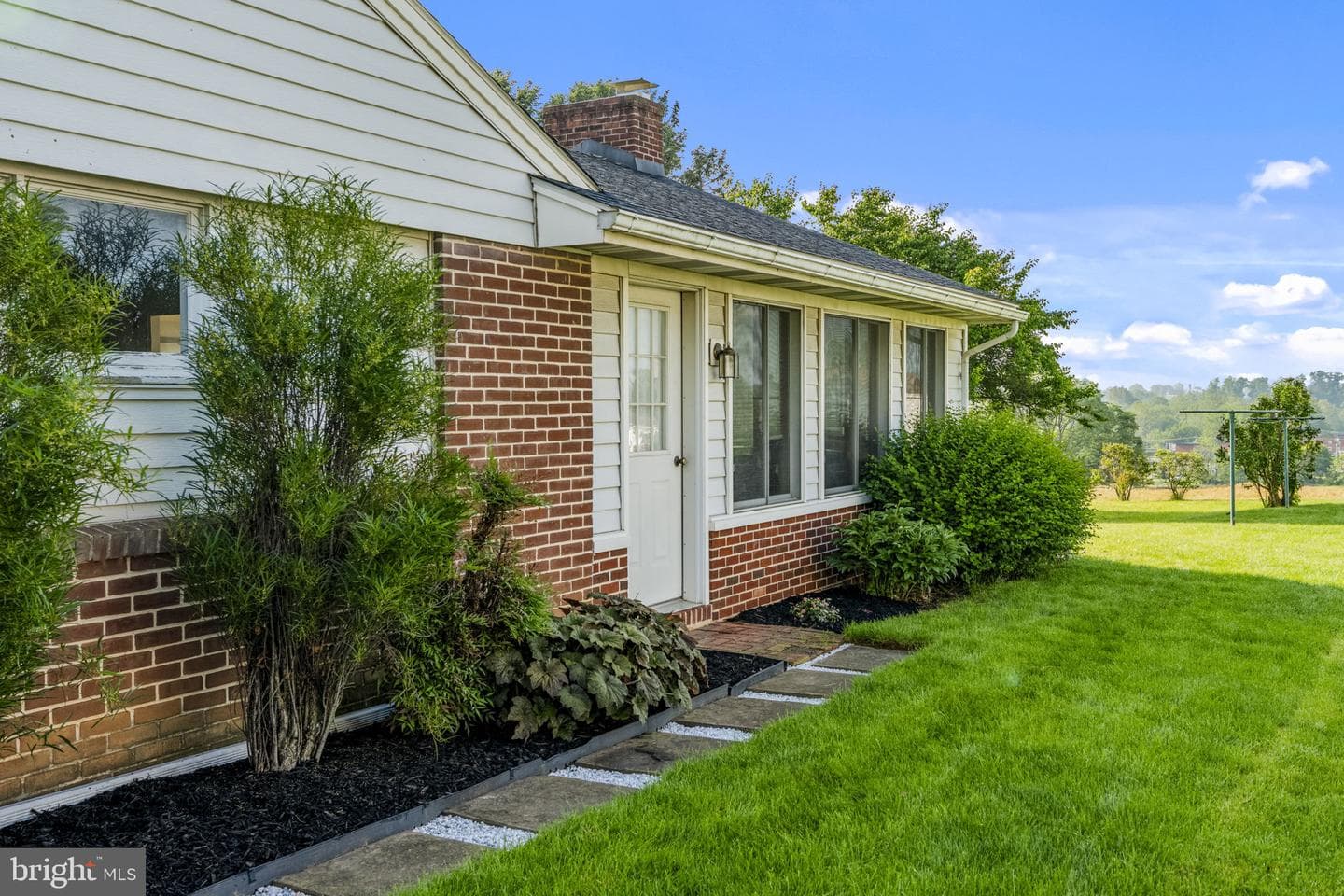 2136 Hobson Road photo 15