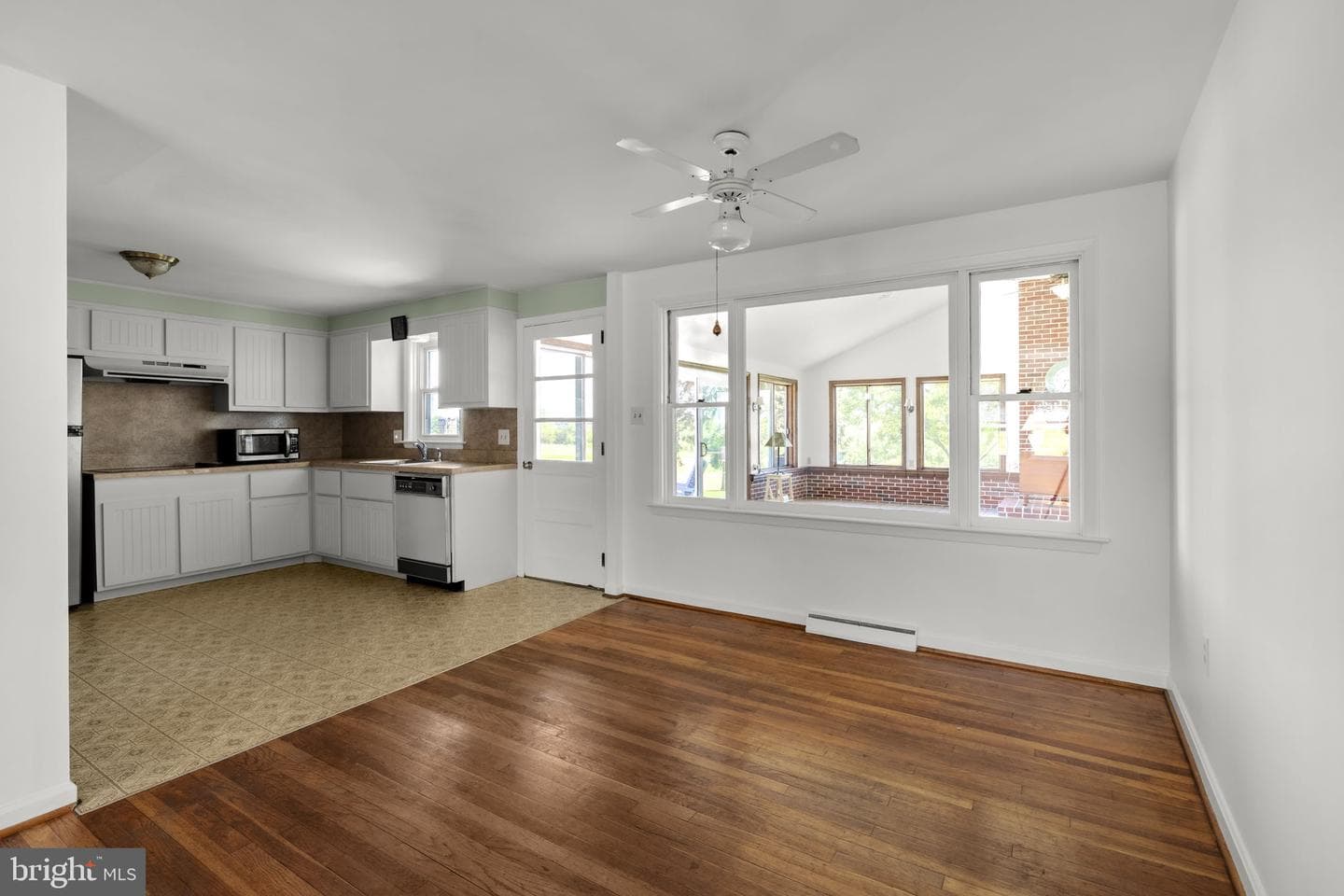 2136 Hobson Road photo 24