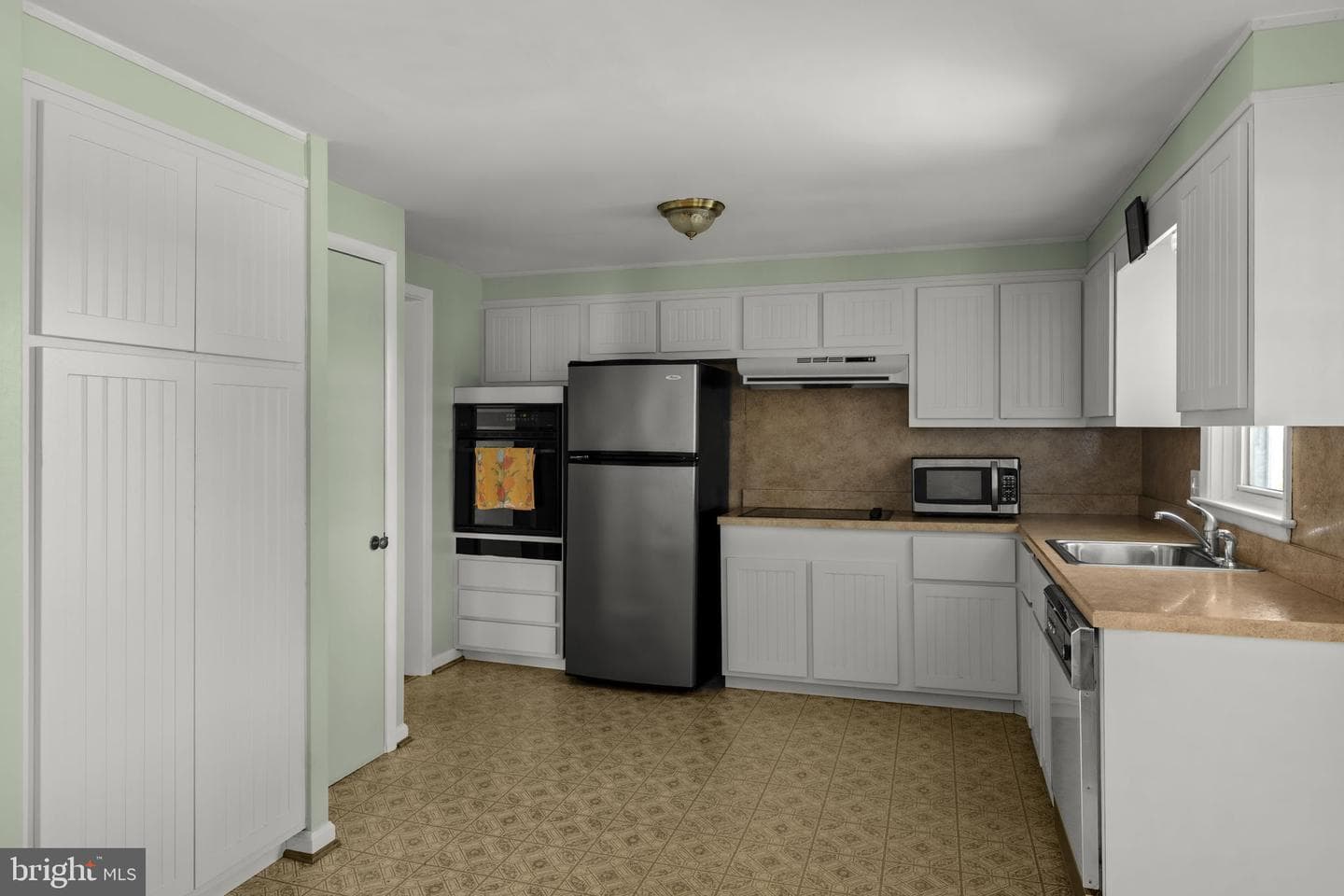 2136 Hobson Road photo 26