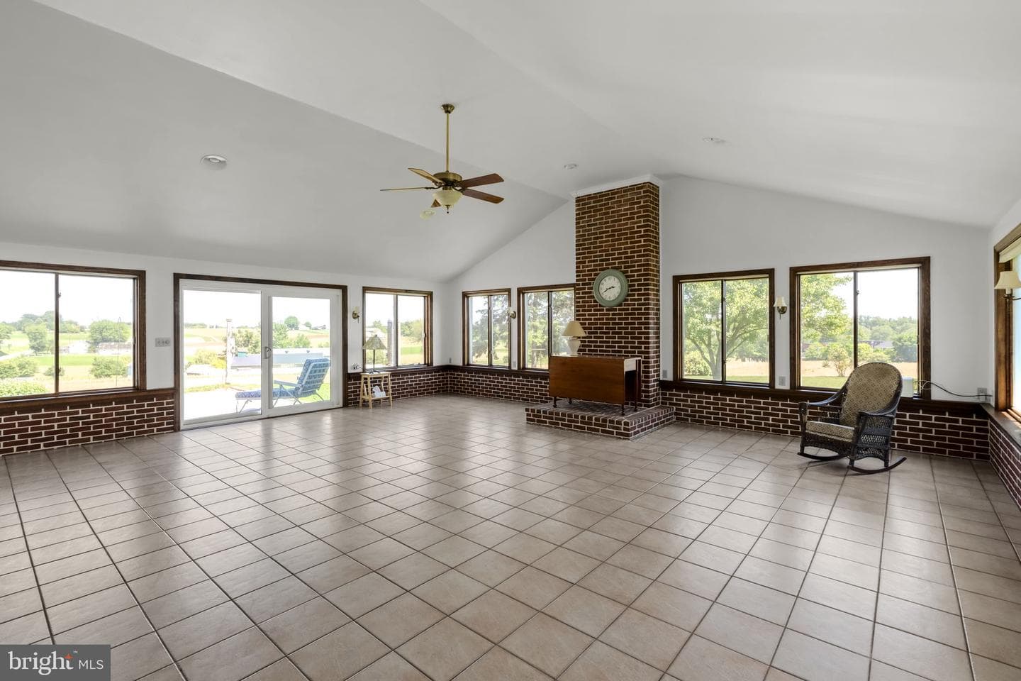 2136 Hobson Road photo 33