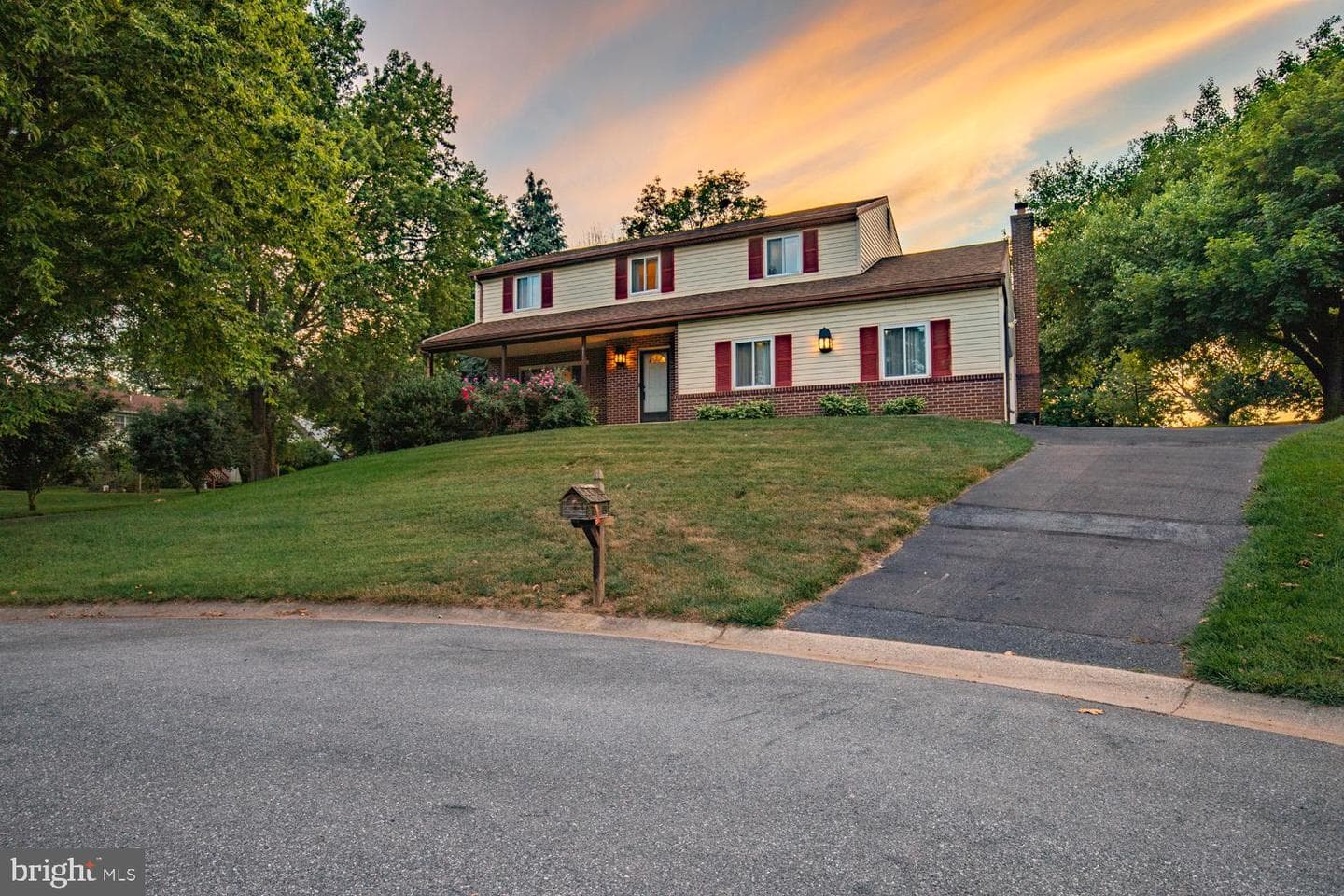 6121 Geneva Drive photo 42