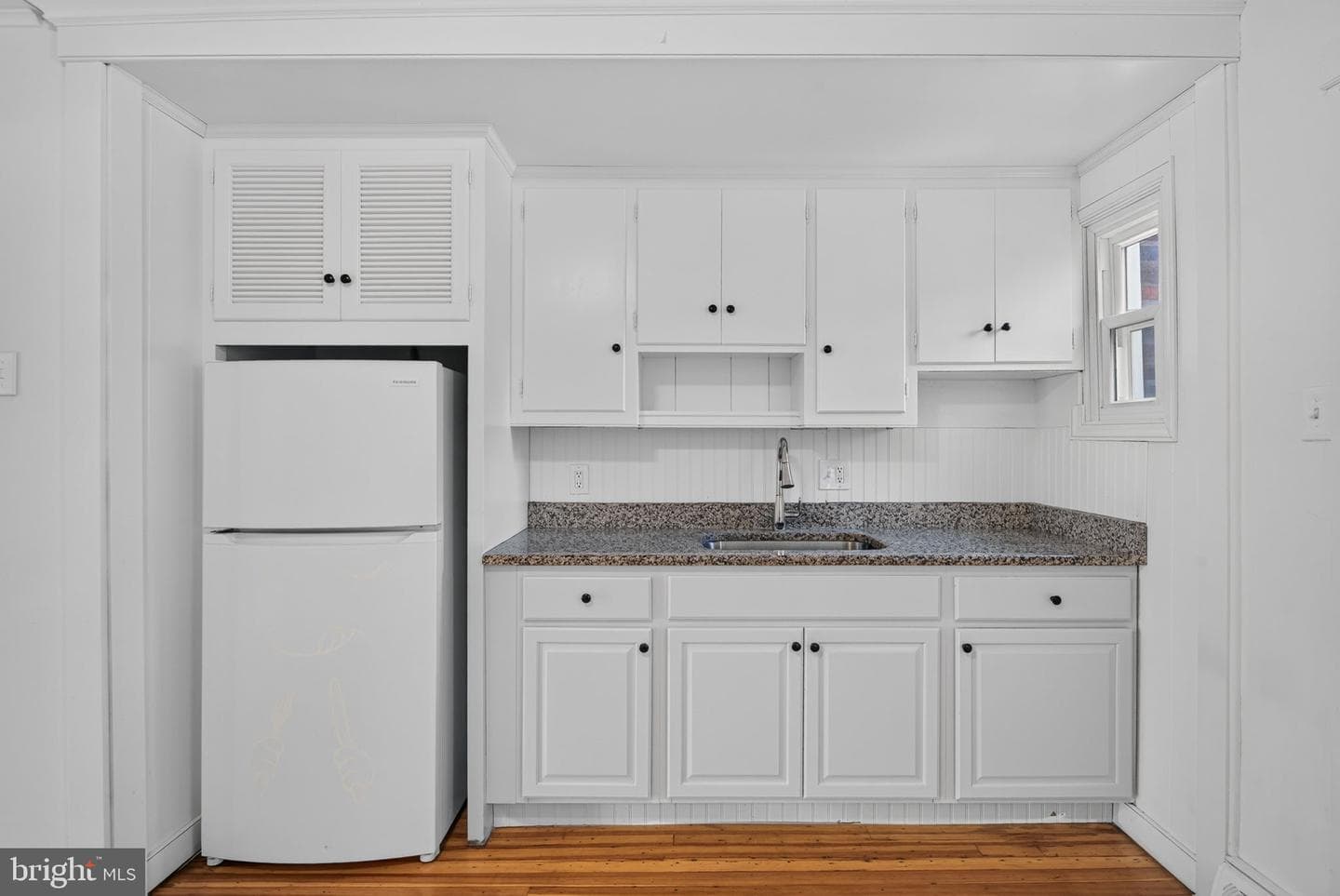 661 Lehigh Avenue photo 10