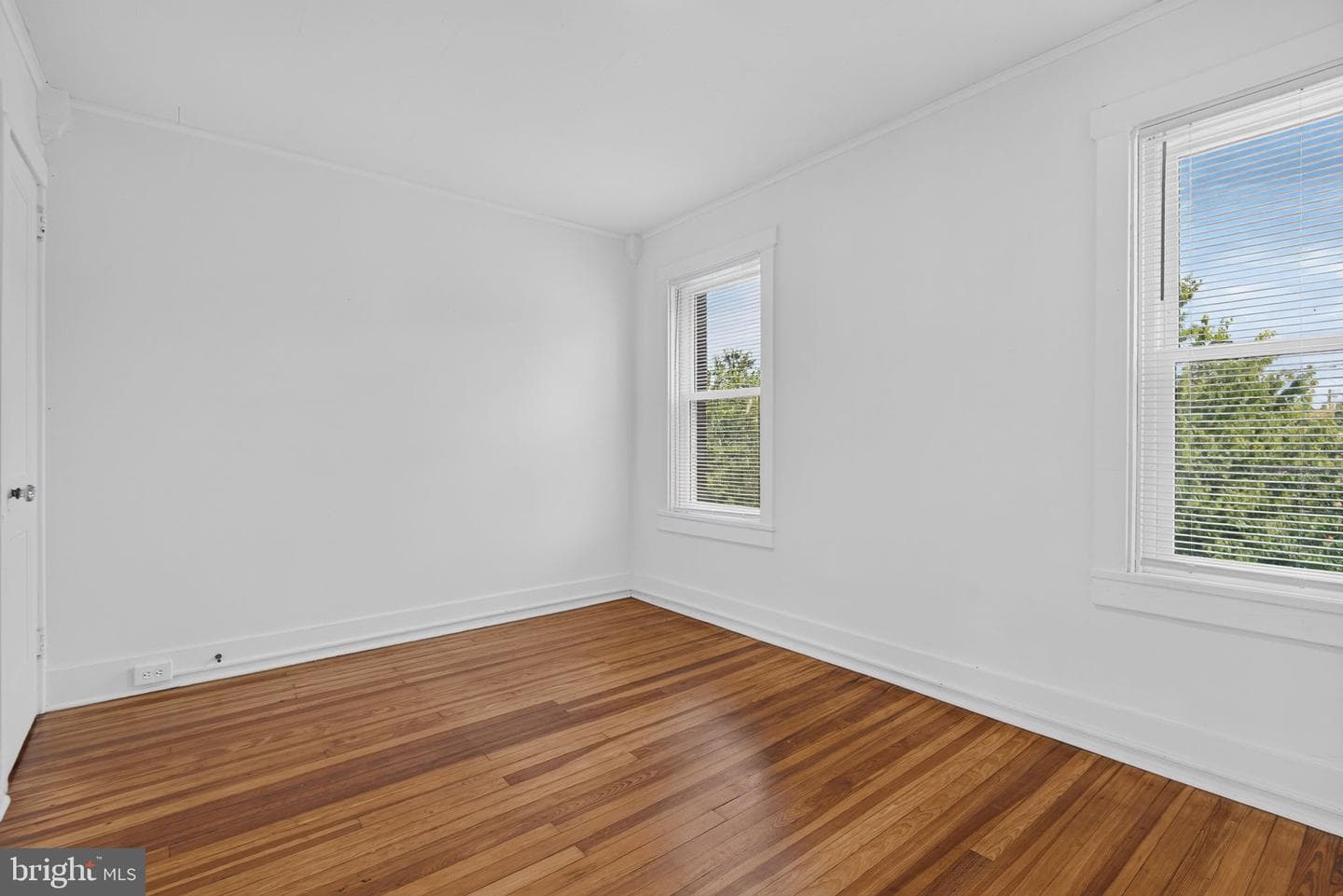 661 Lehigh Avenue photo 14