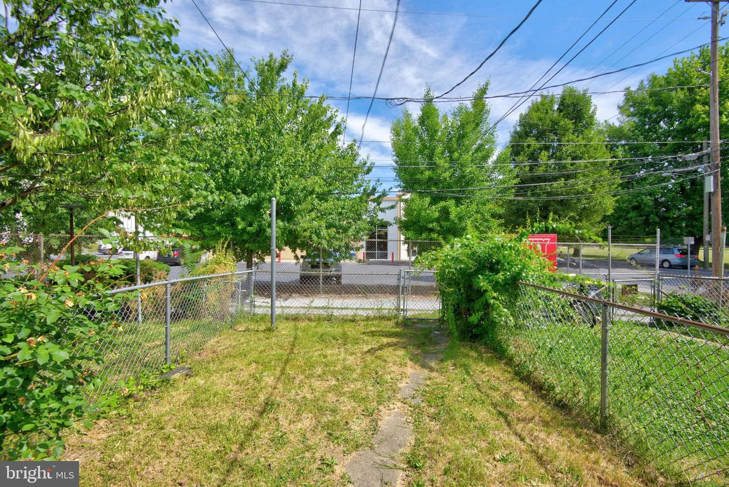 661 Lehigh Avenue photo 23