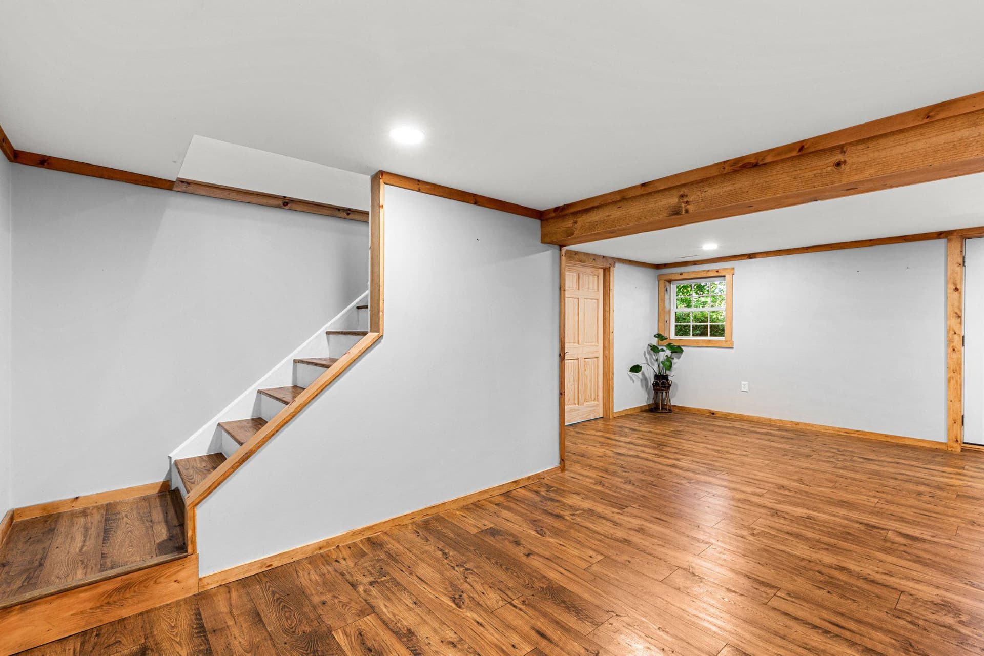 2835 Pinch Road photo 4