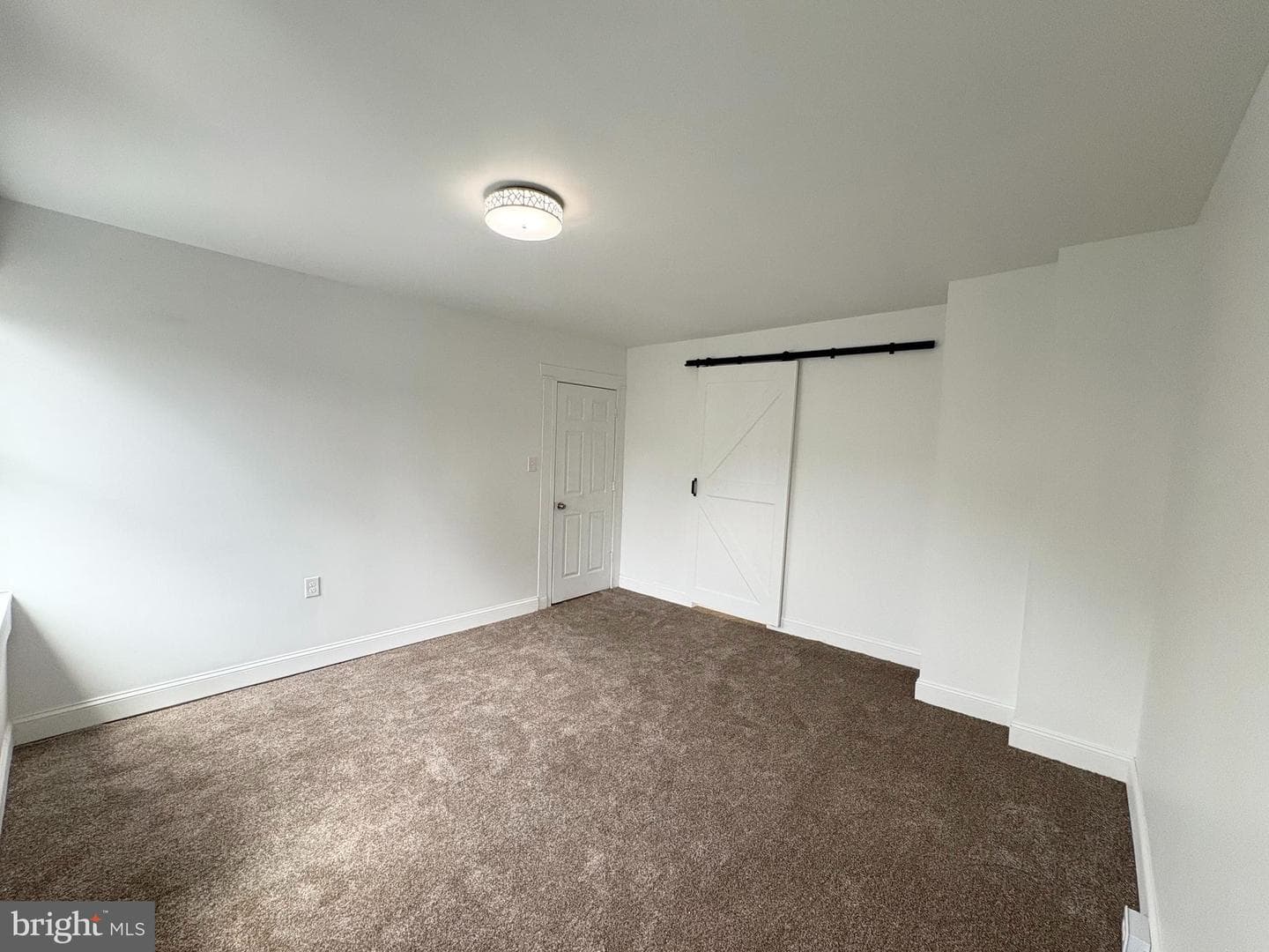 341 S Prince Street photo 13
