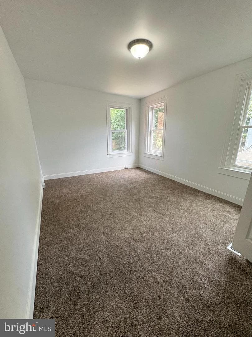 341 S Prince Street photo 24
