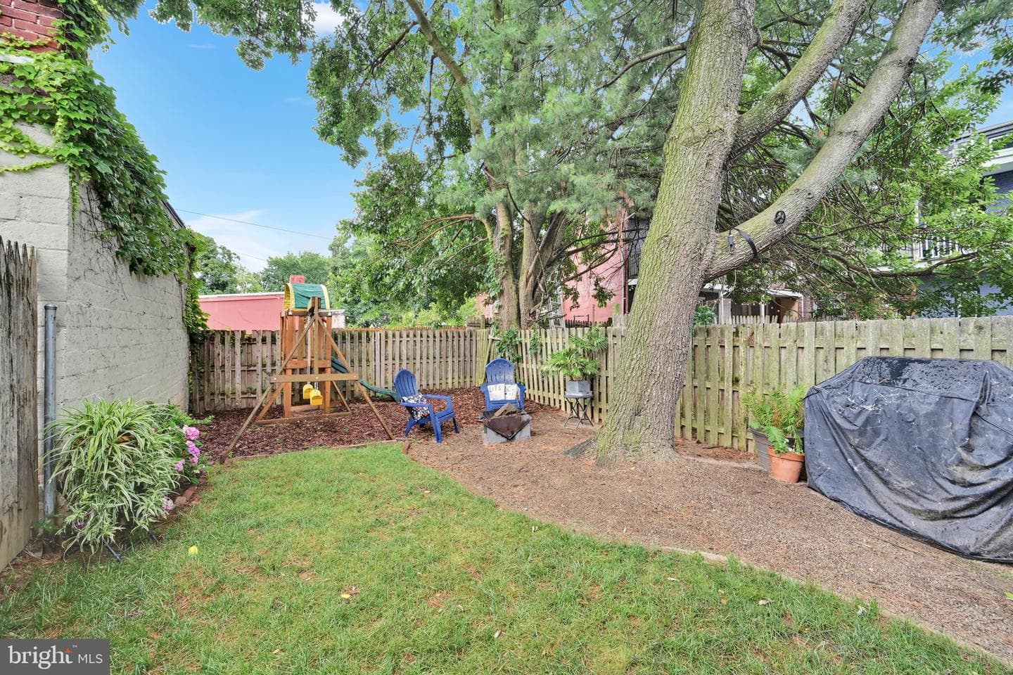 113 Nevin Street photo 33