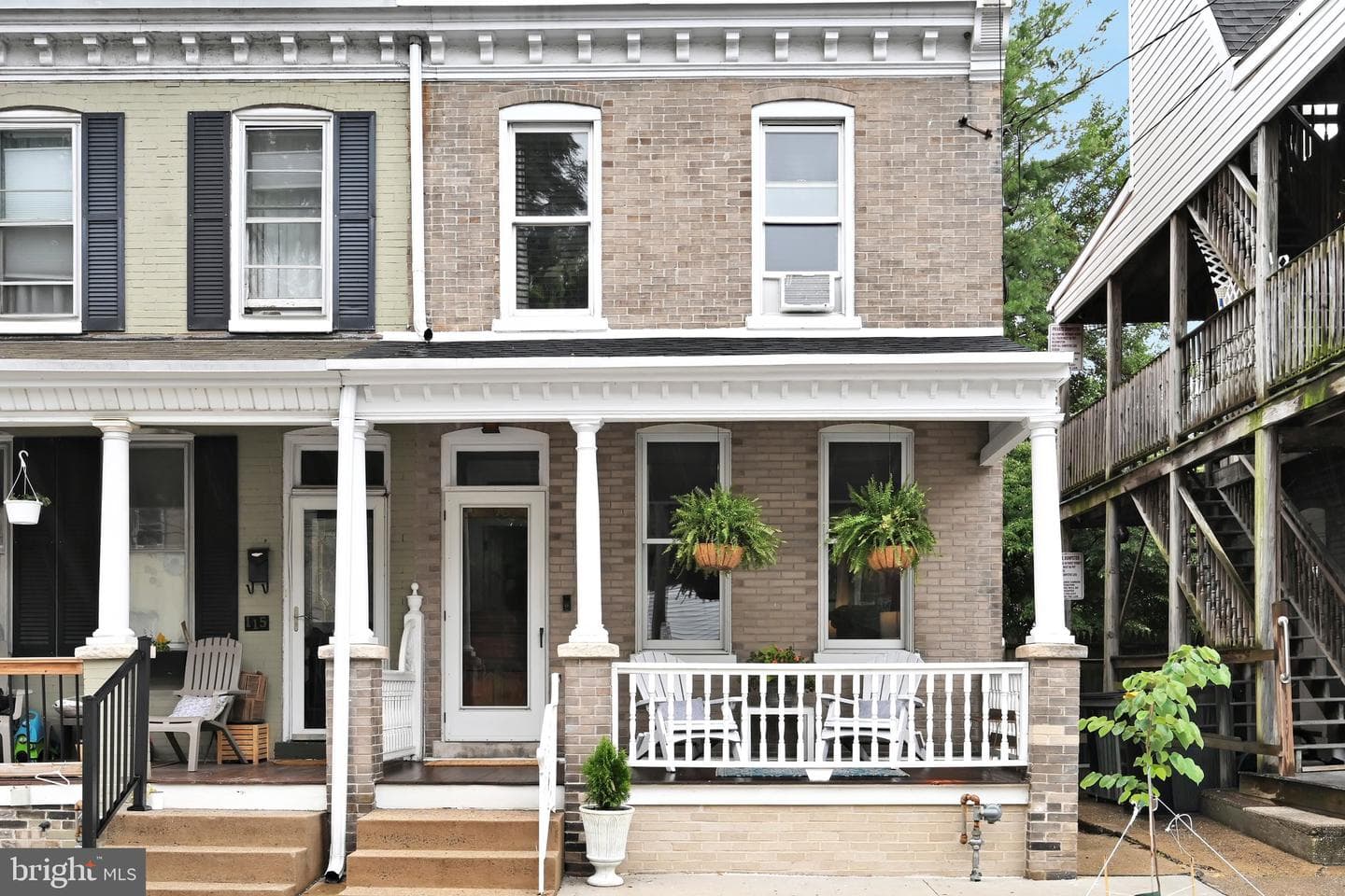 113 Nevin Street photo 8