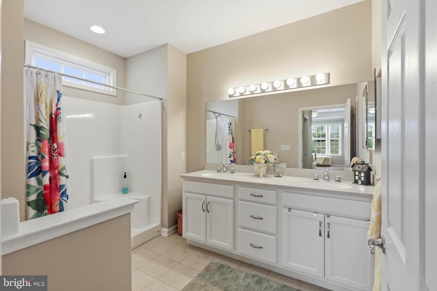 1063 Presidents Drive photo 23