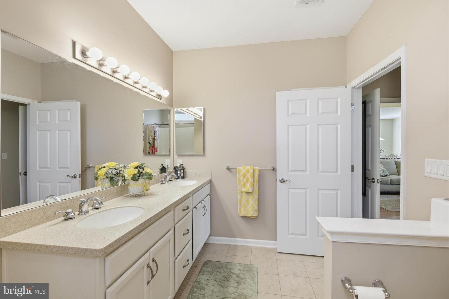1063 Presidents Drive photo 24