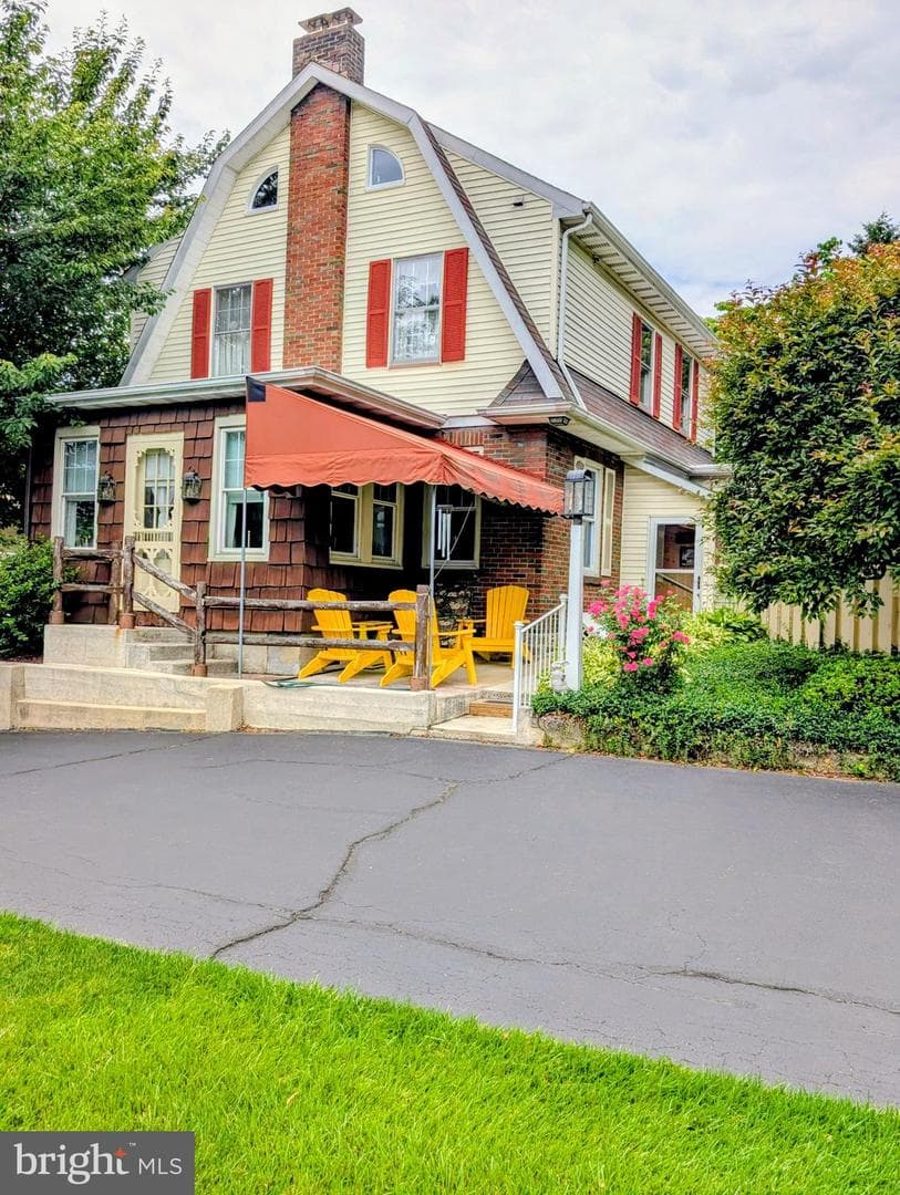 339 N Bridge Street, Christiana