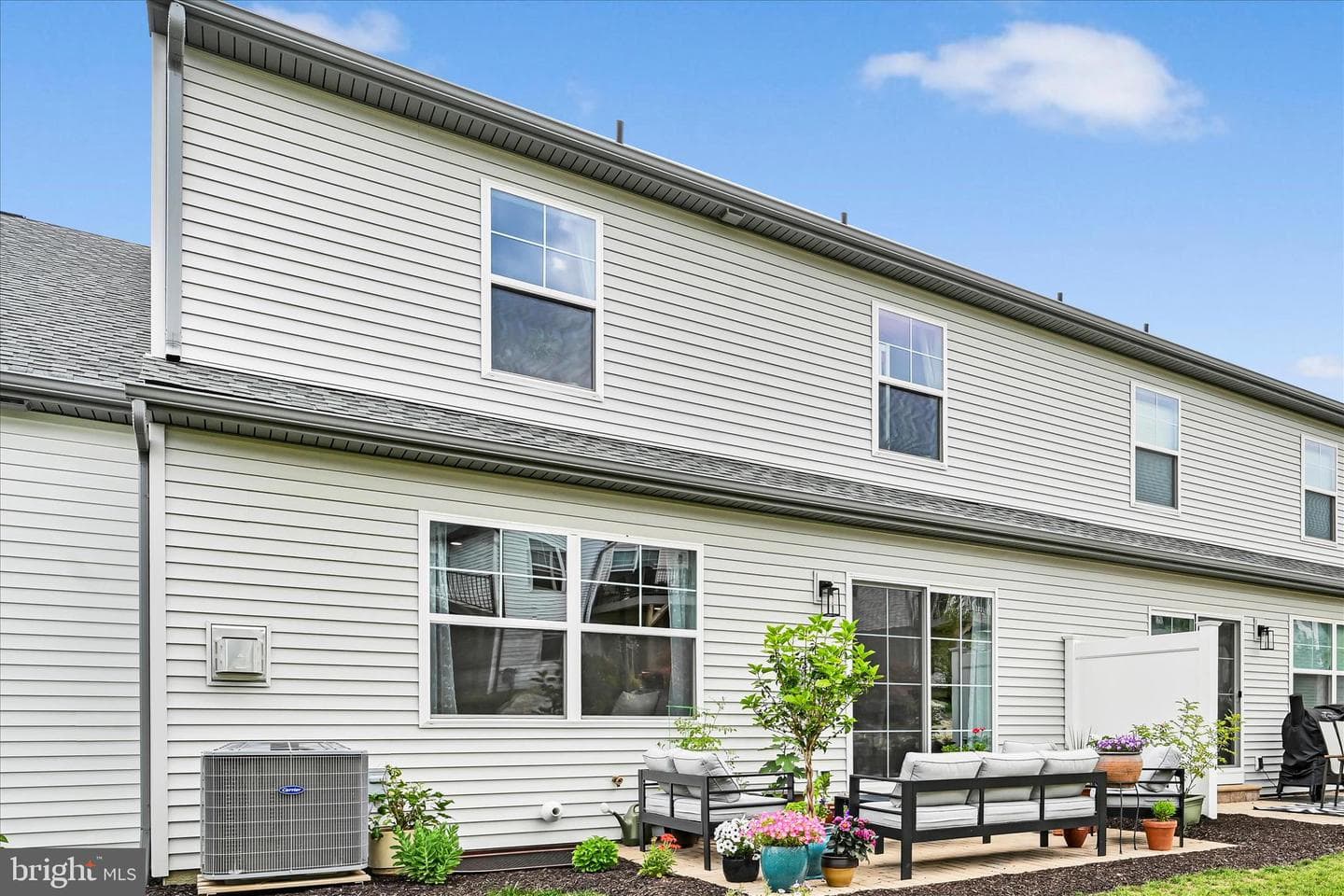 823 Talon Way photo 30