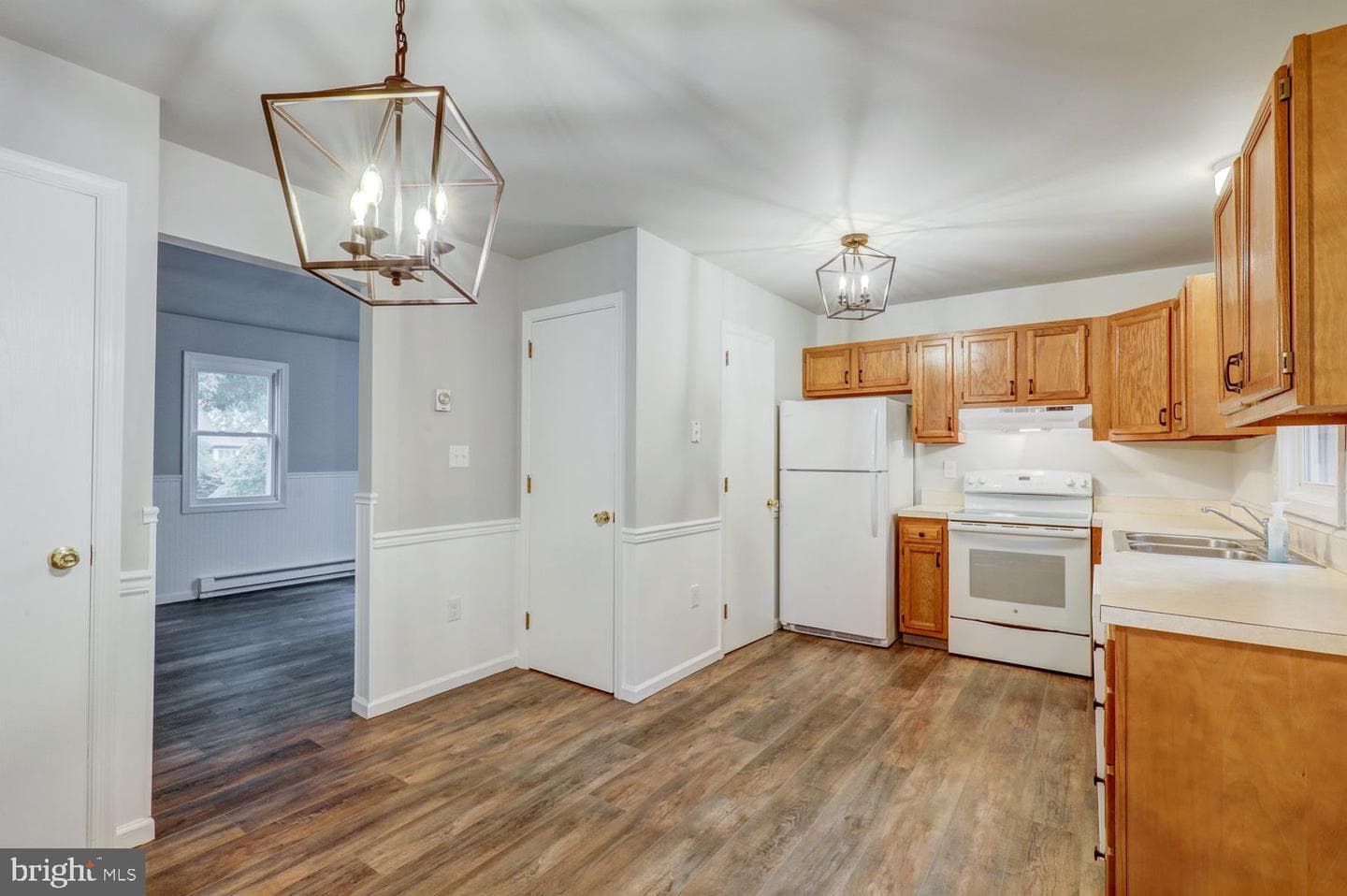 867 Oak Street photo 8