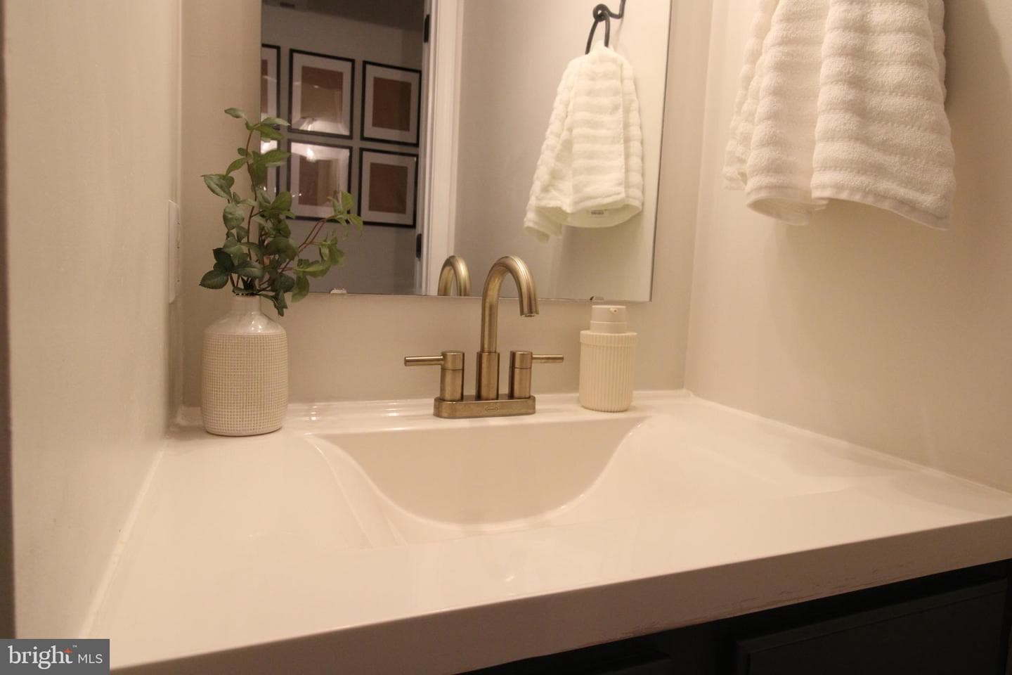 357 Deerfield Drive photo 24