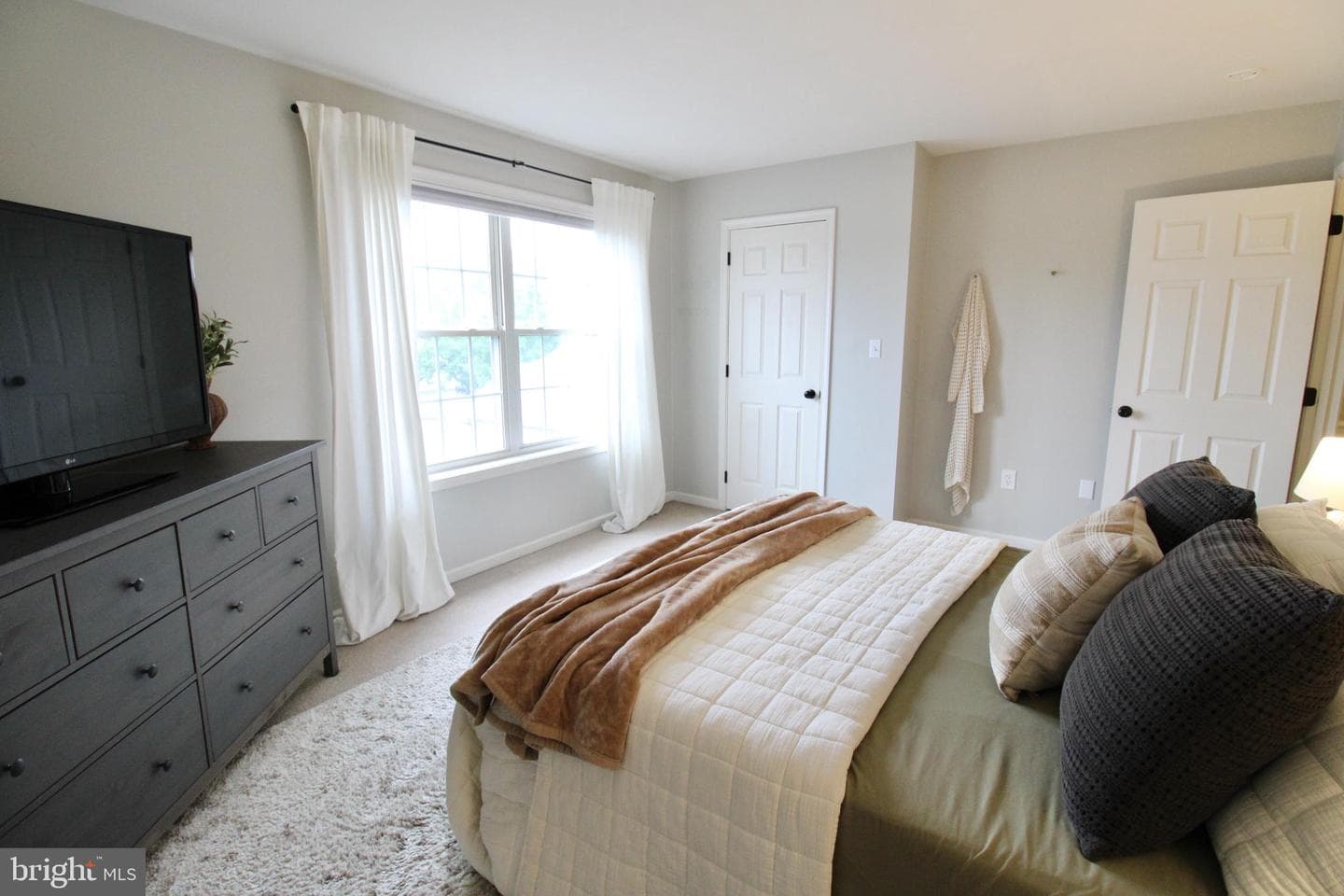 357 Deerfield Drive photo 36