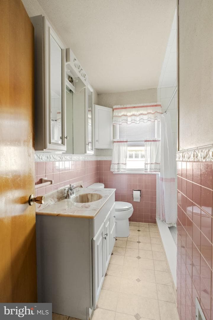 529 S 6th Street photo 37