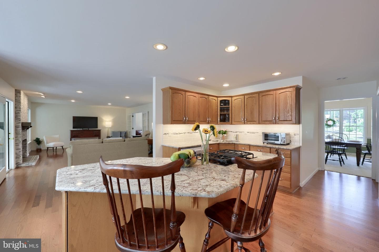 1015 Martin Avenue photo 14