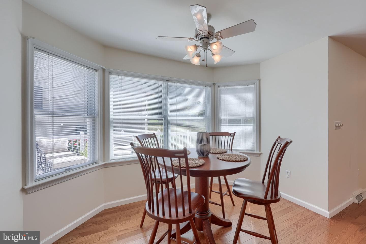 1015 Martin Avenue photo 17