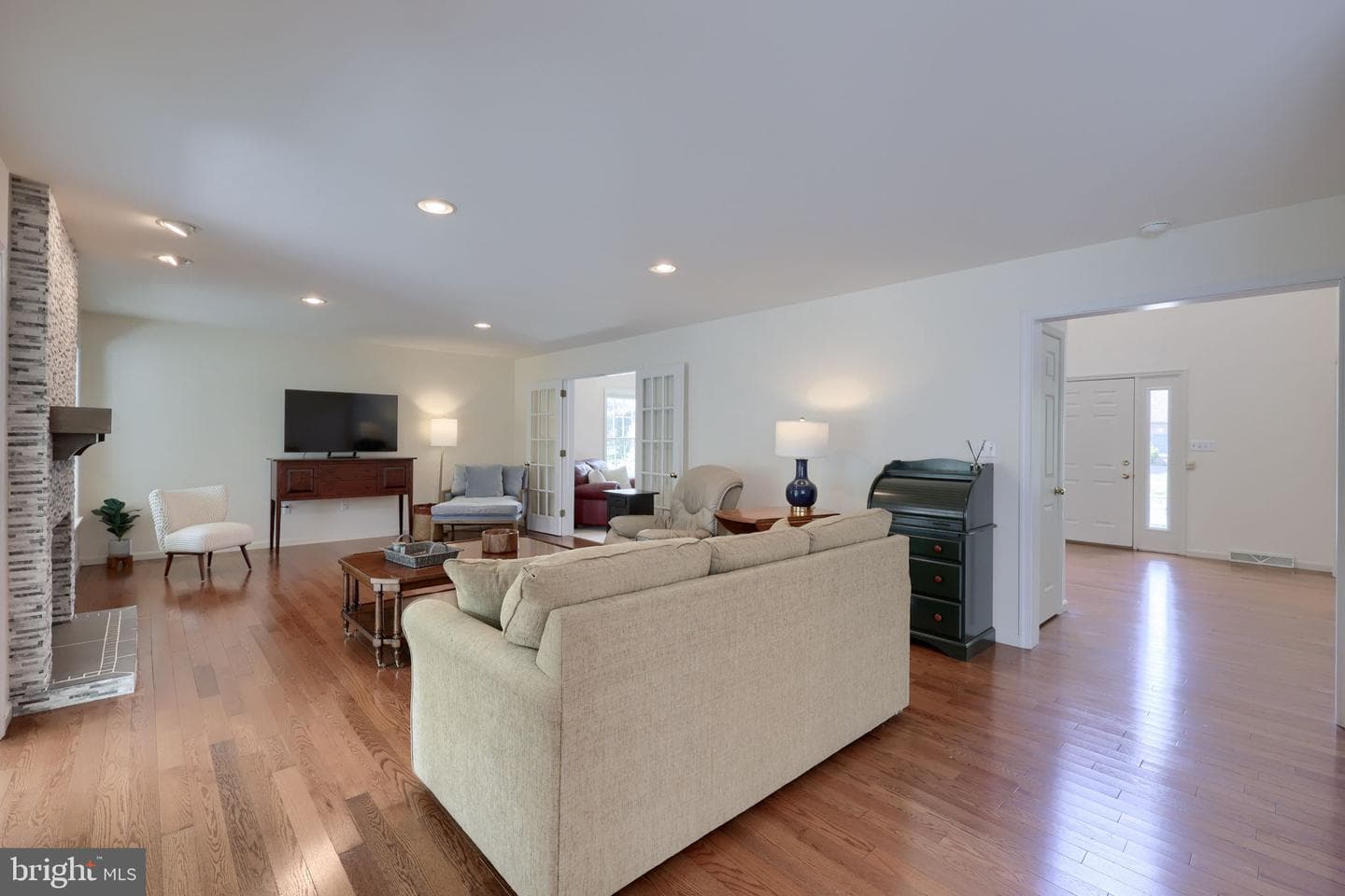 1015 Martin Avenue photo 21