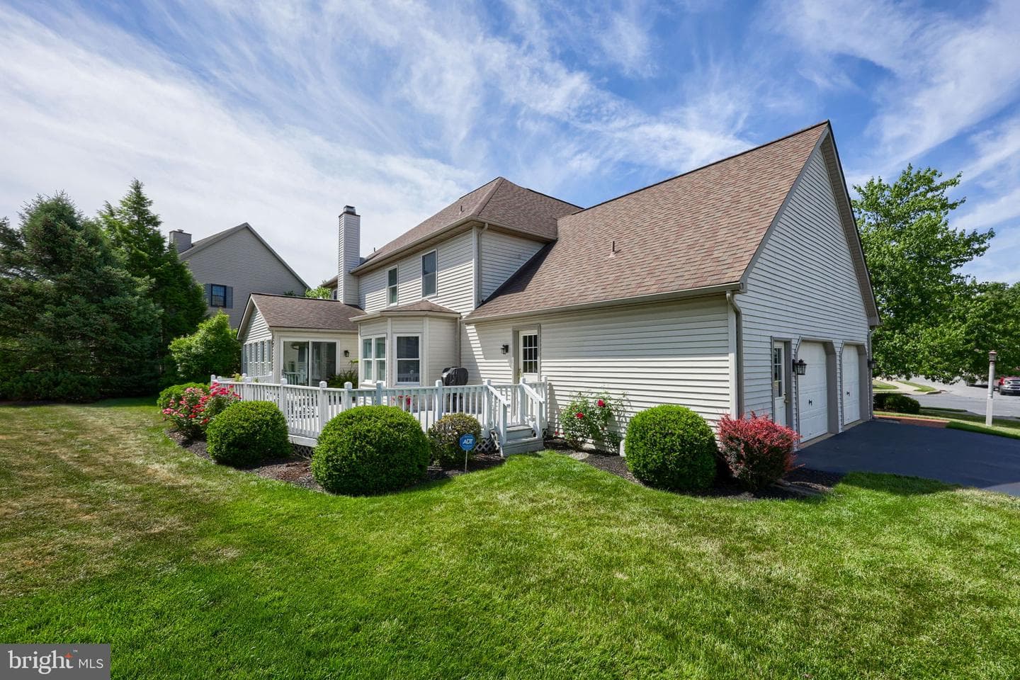 1015 Martin Avenue photo 54