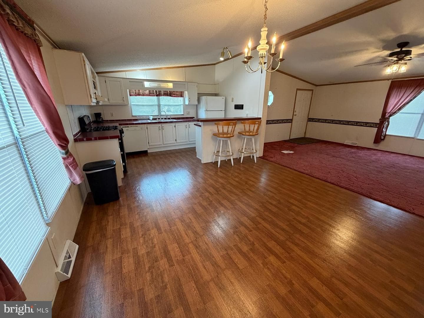 215 Pheasant Ridge Circle photo 4
