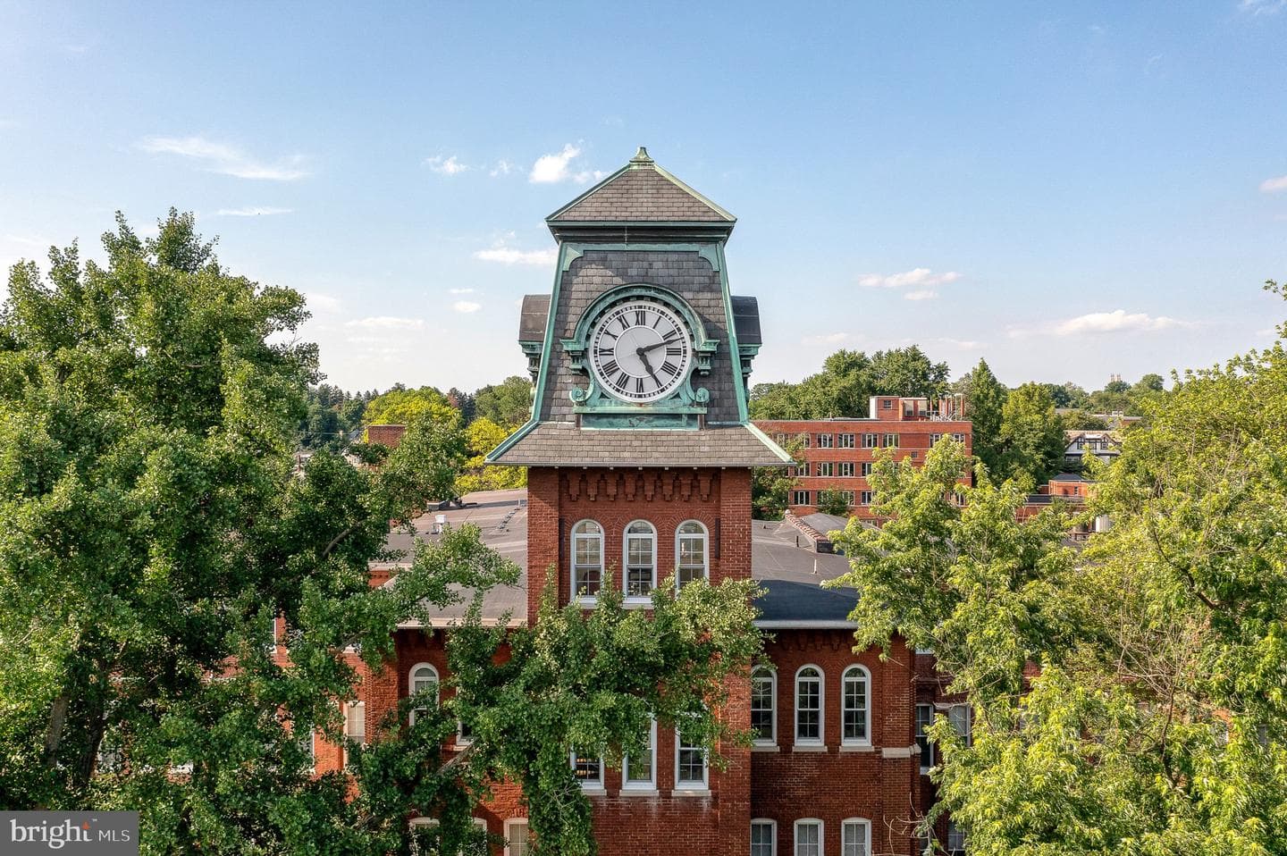 917 Columbia Avenue #425, Lancaster