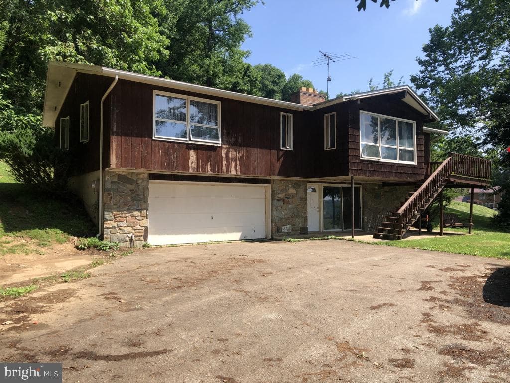246 Brown Road