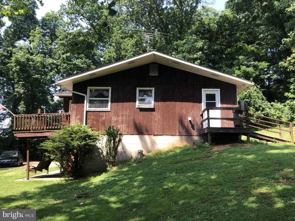 246 Brown Road photo 3