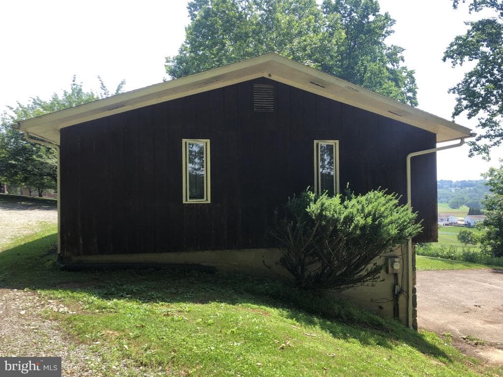 246 Brown Road photo 5