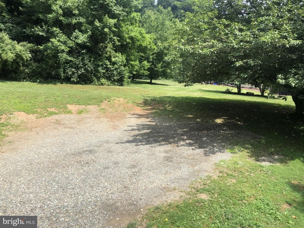 246 Brown Road photo 68