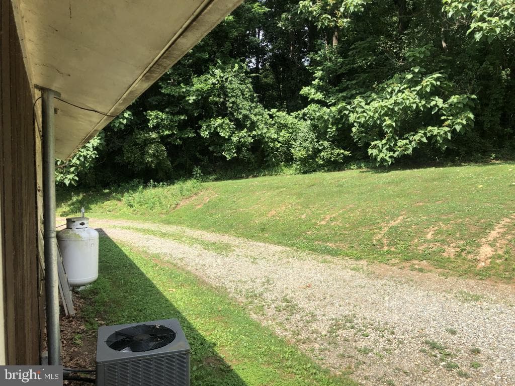 246 Brown Road photo 69