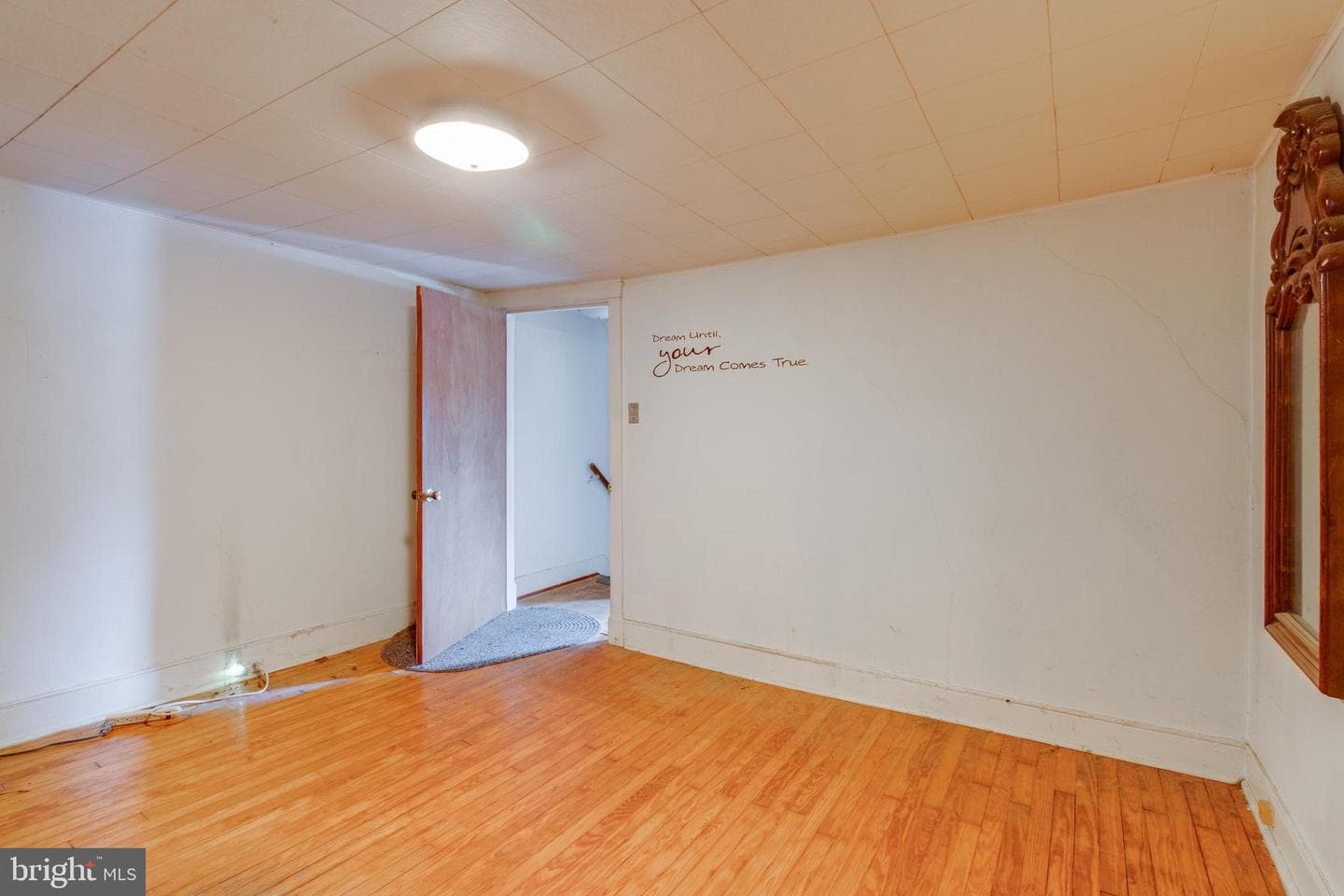 511 E Market Street photo 11