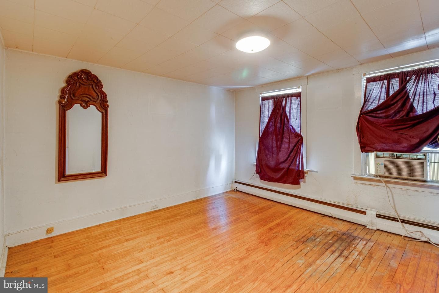 511 E Market Street photo 12