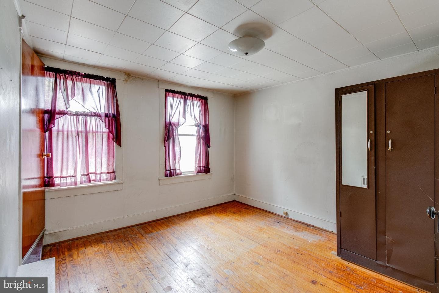 511 E Market Street photo 14