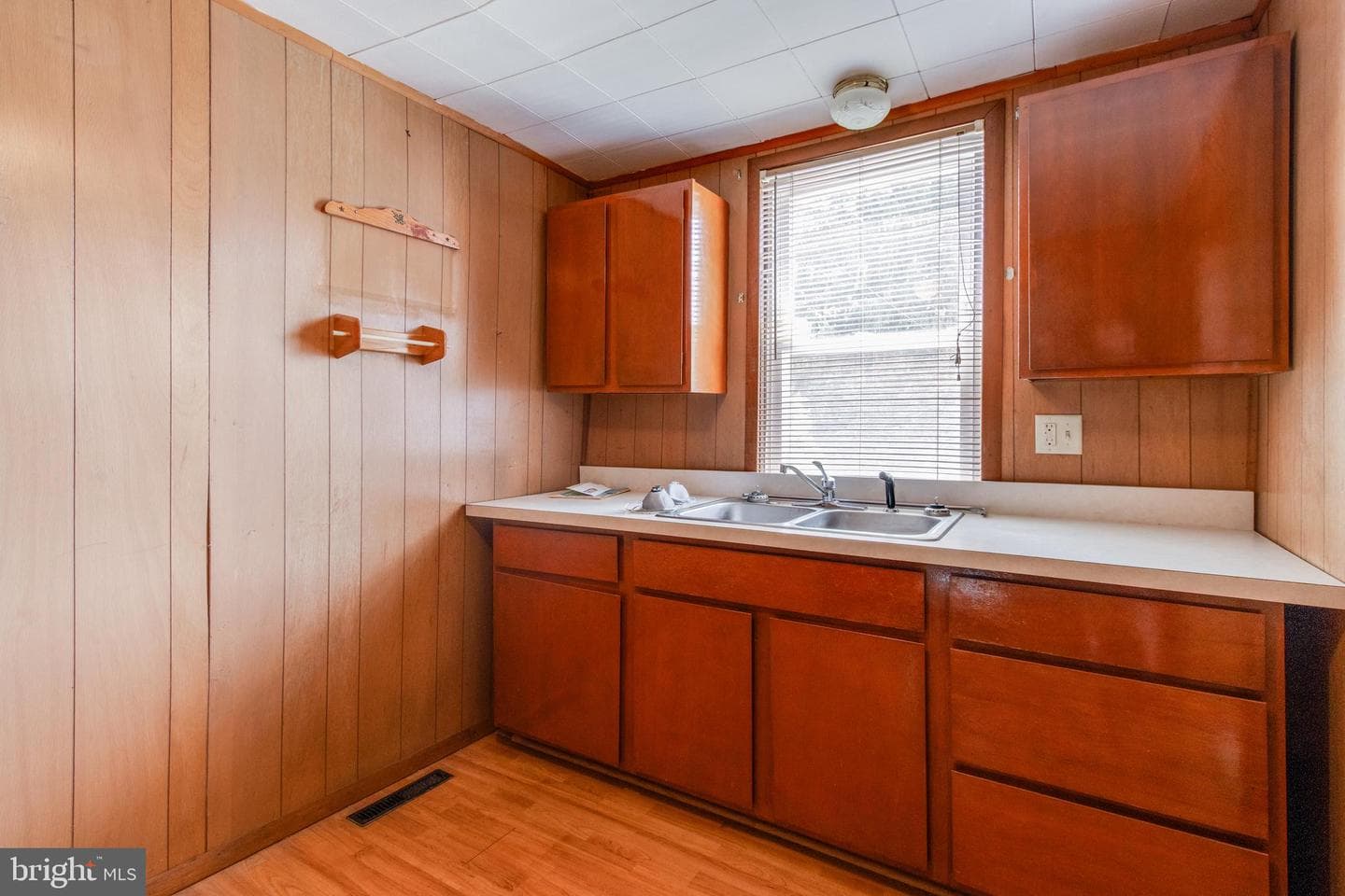 513 E Market Street photo 12