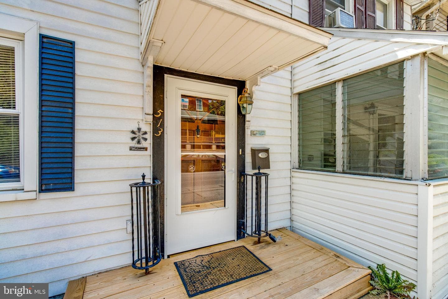 513 E Market Street photo 3