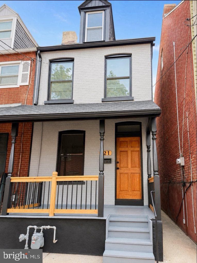 621 Lake Street, Lancaster