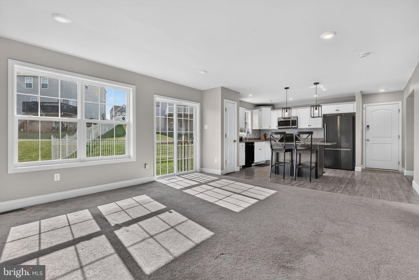 303 Magnolia Lane photo 13