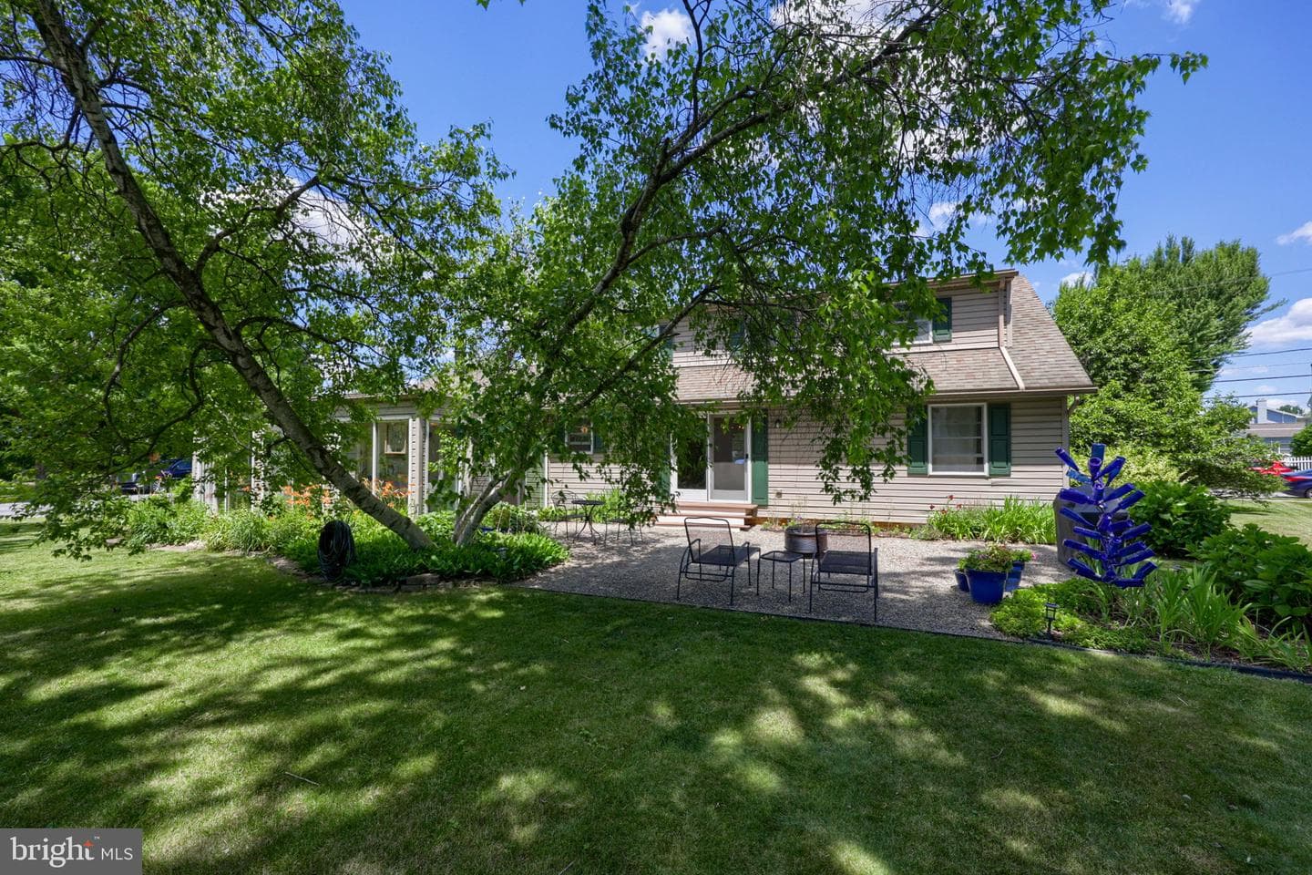 2202 Hershey Avenue photo 41