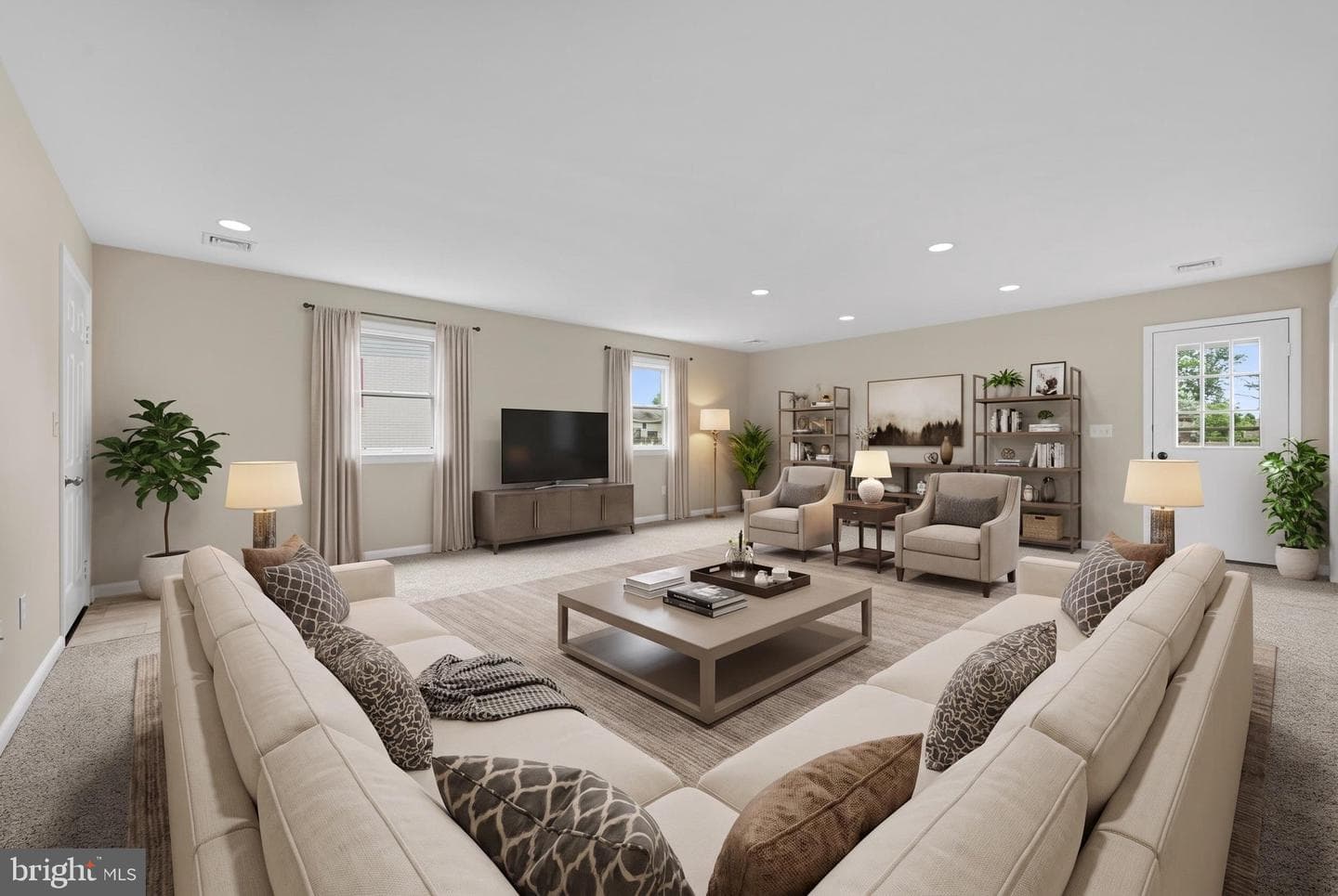 765 Brandt Street photo 10