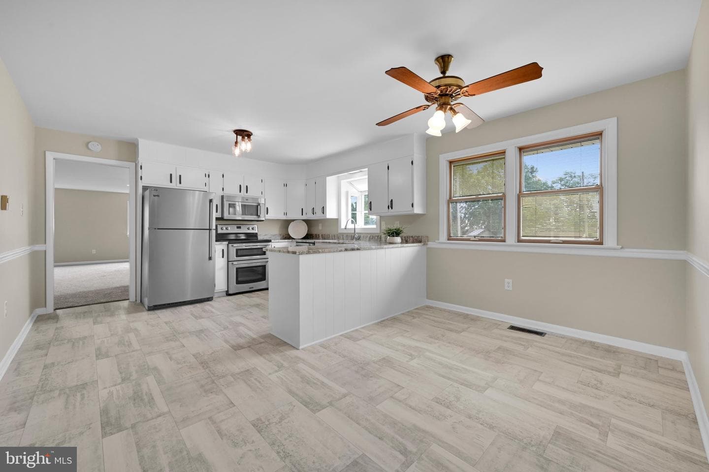 765 Brandt Street photo 14