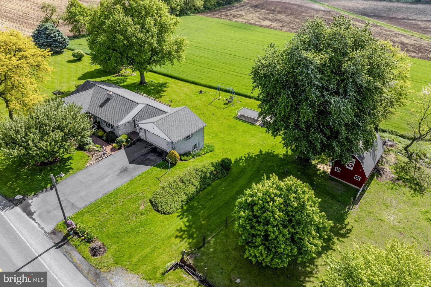 1041 Springville Road photo 3