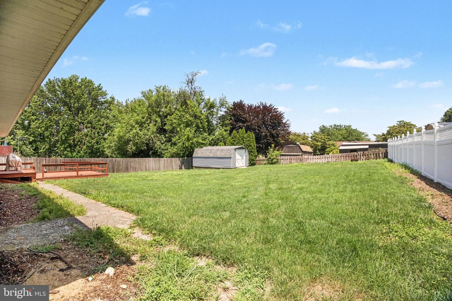 203 Whittier Lane photo 24