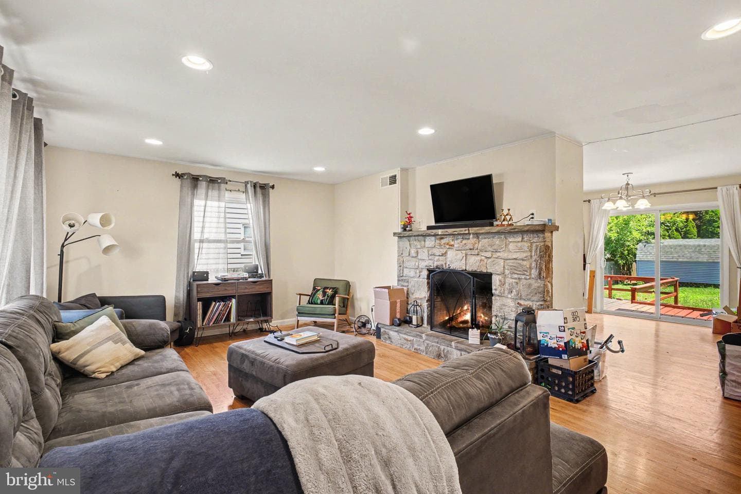 203 Whittier Lane photo 6