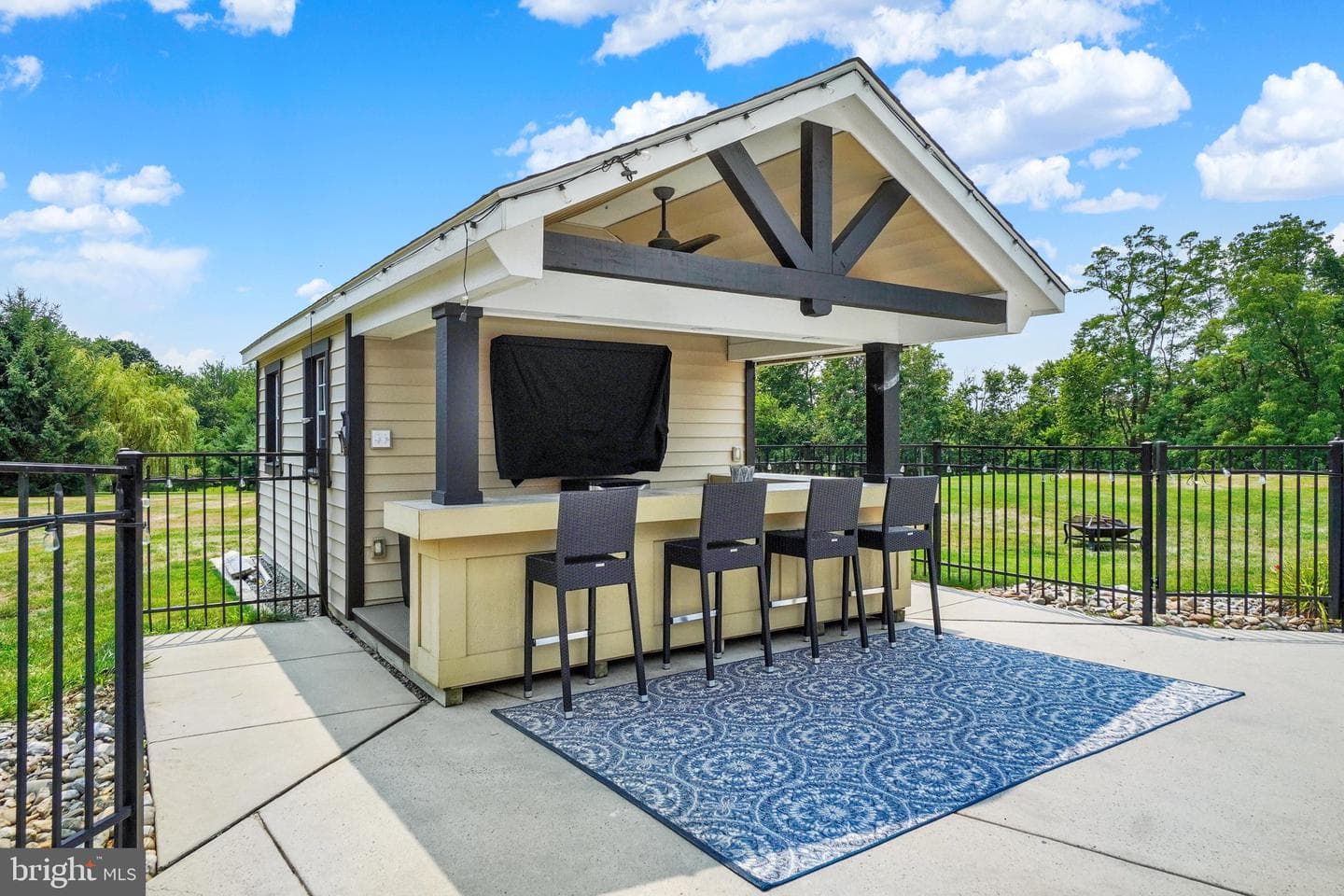 104 Monument Drive photo 44