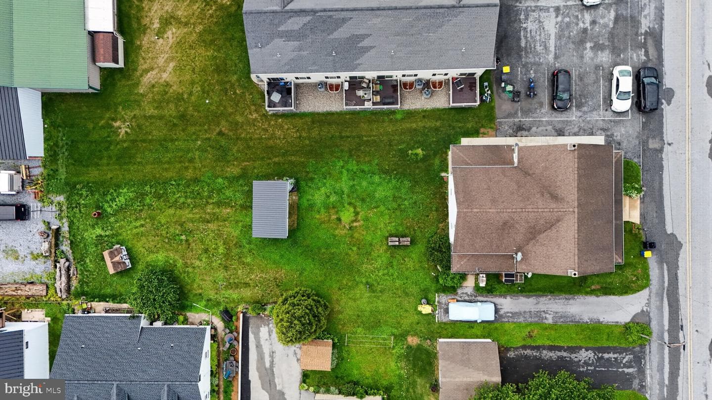 14 N Kinzer Road photo 20