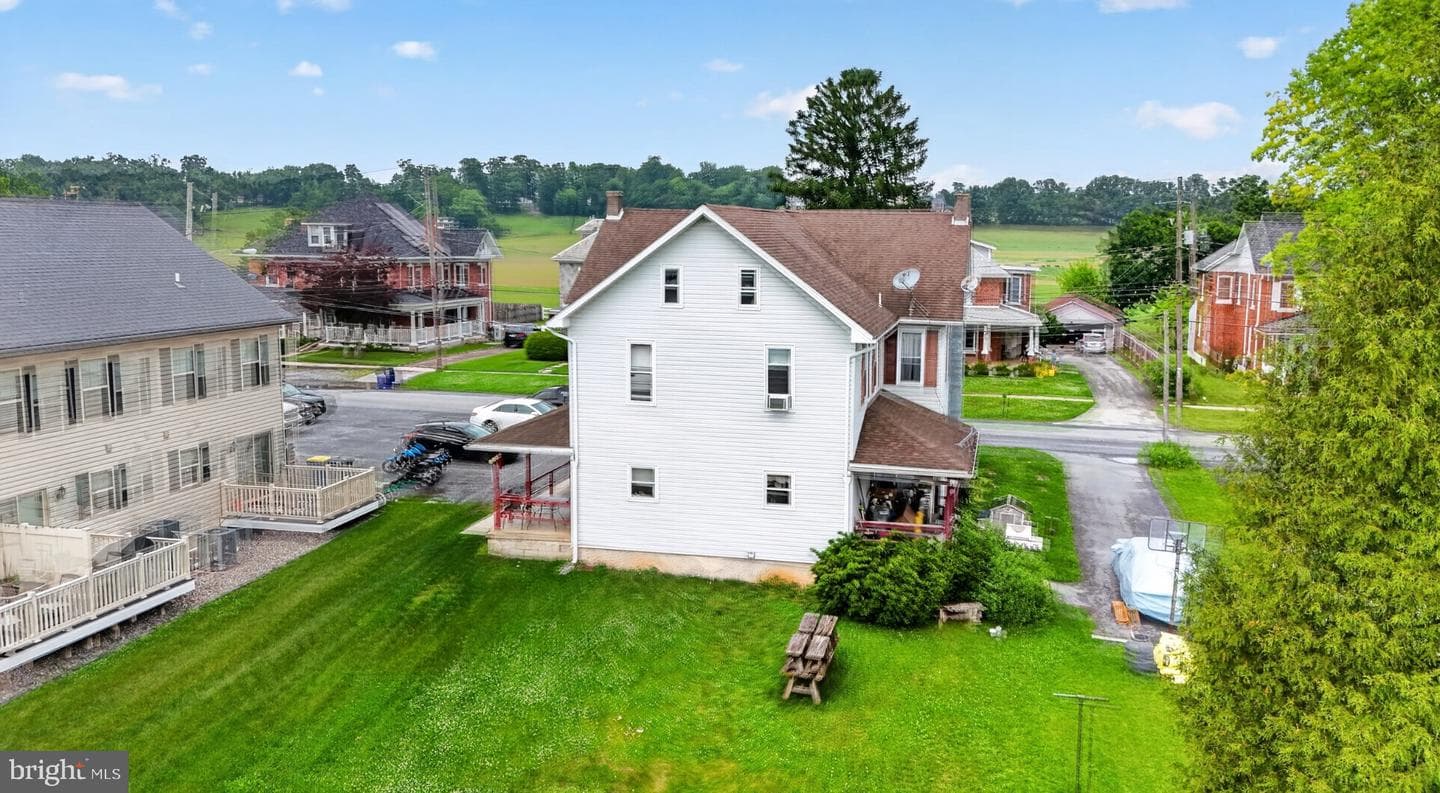 14 N Kinzer Road photo 24