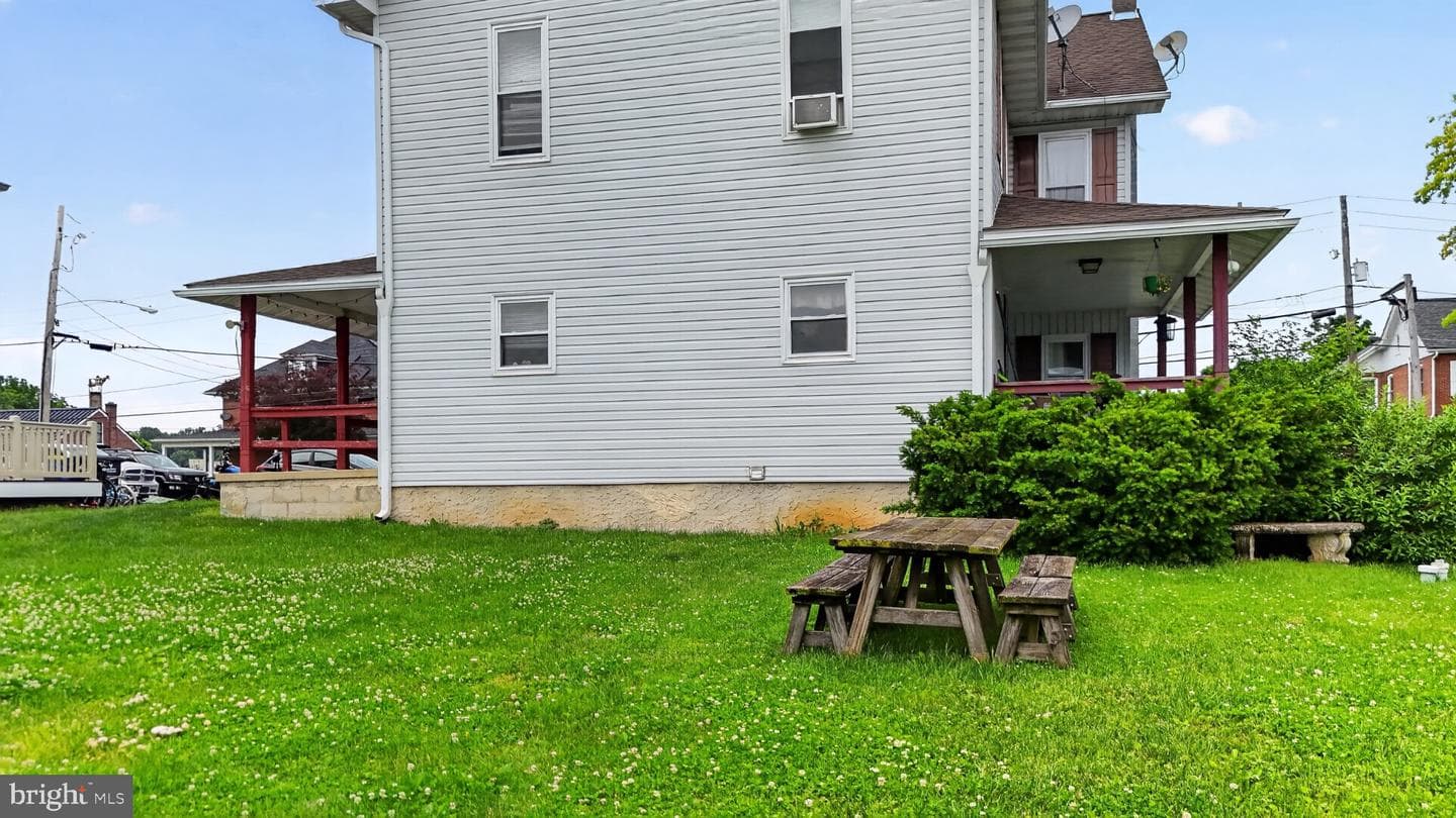 14 N Kinzer Road photo 27